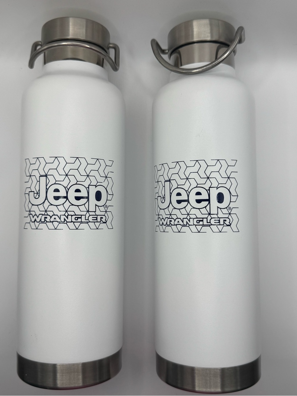 Jeep Wrangler White Stainless Steel Insulated Water Bottle
